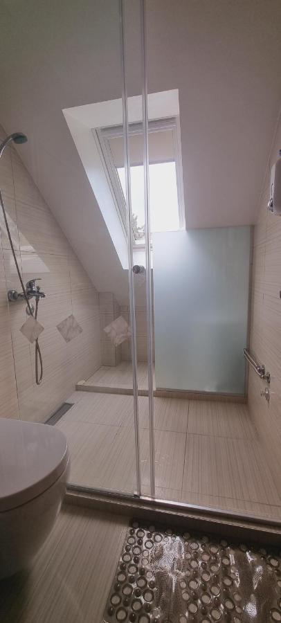 Apartment Centar Uros *